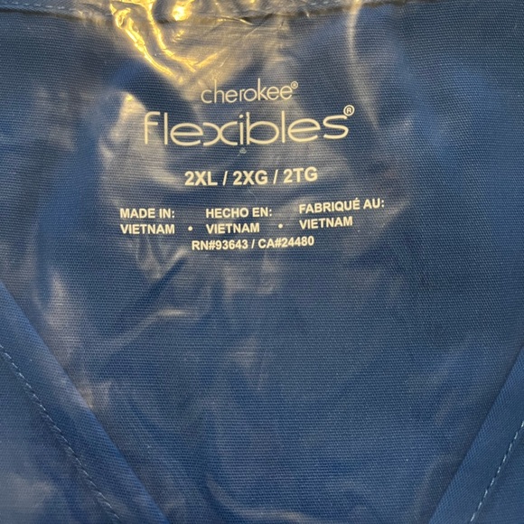 Cherokee uniform top 2XL - Picture 2 of 4